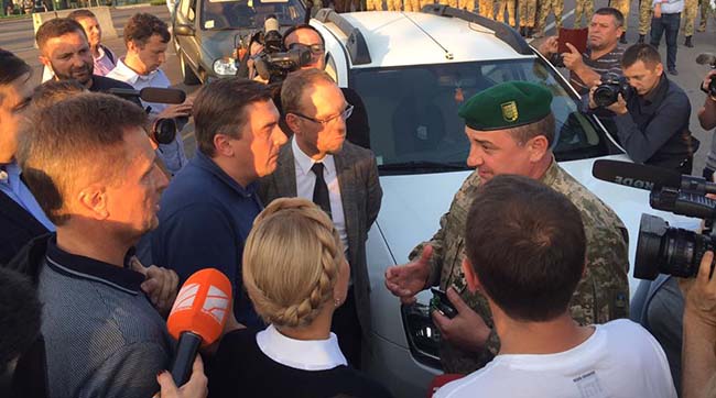 ​Саакашвілі вже на українській території - люди прорвали кордон