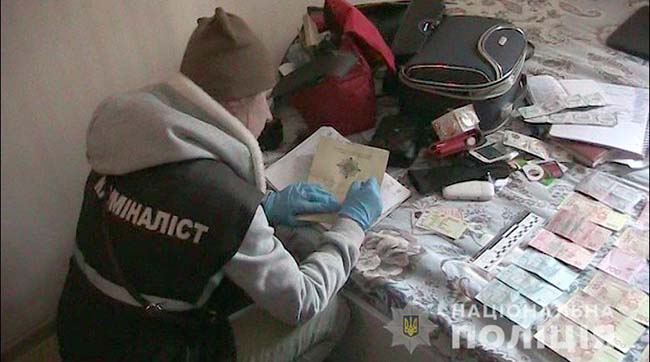 ​У Києві правоохоронці викрили місця розпусти