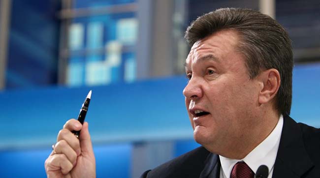 ​До суду надійшов позов біглого екс-президента януковича зі скаргою на свого колишнього адвоката