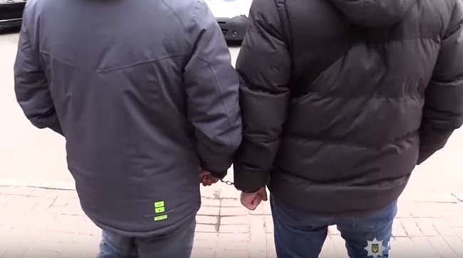 ​Київські поліцейські затримали двох чоловіків, які викрали та вбили іноземця