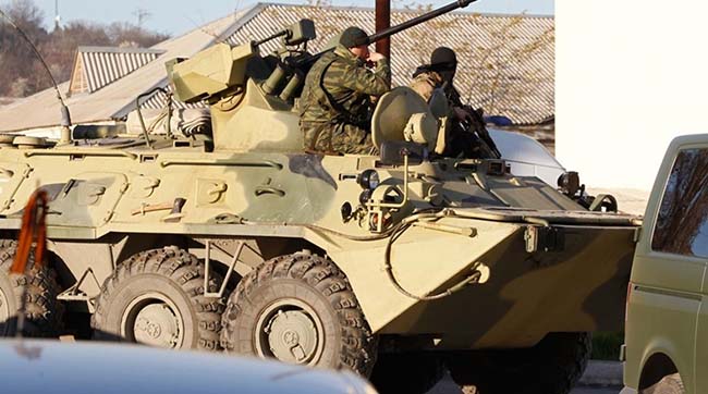 Оккупанты продолжают превращать Крым в военную базу