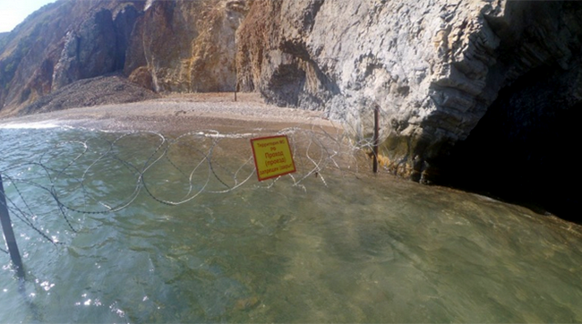 ​В Крыму пляжи обносят спиралью Бруно - это не аллегория