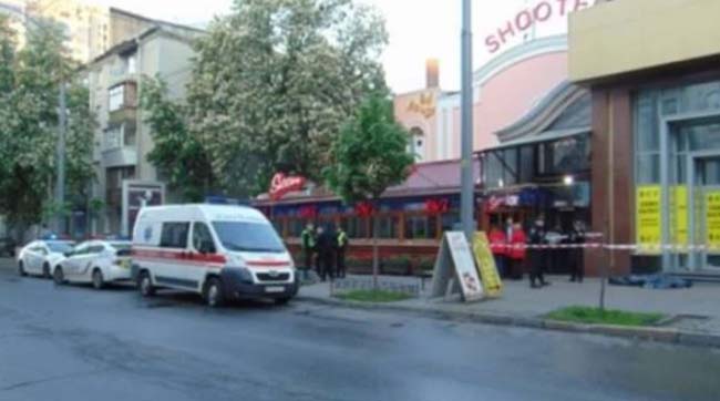 ​Київські поліцейські затримали молодика, який вбив кривдника своєї дівчини