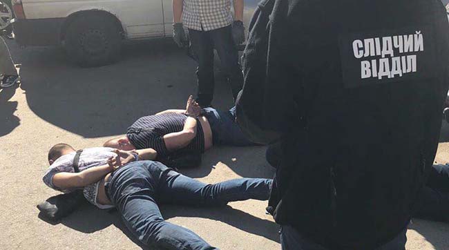 ​На Одещині викрито двох поліцейських, які організували схему одержання хабарів