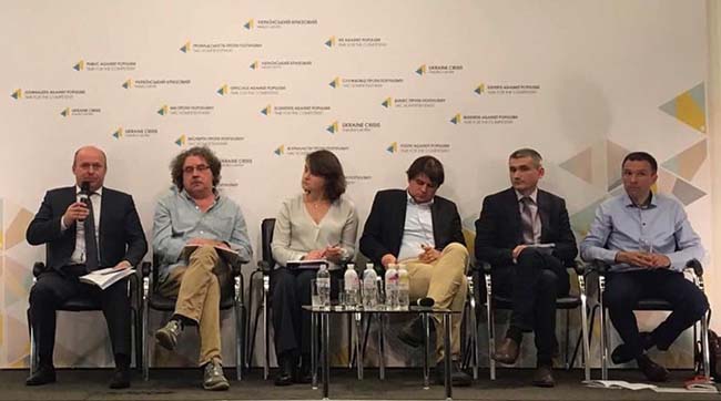 ​Конституція України та Європейська конвенція з прав людини забезпечують необхідні механізми захисту свободи мирних зібрань