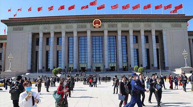 ​У Пекіні завершився XX з'їзд Комуністичної партії Китаю - Сі Цзіньпін зберіг свою владу