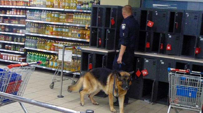 ​Подільський суд виніс покарання псевдомінеру супермаркету