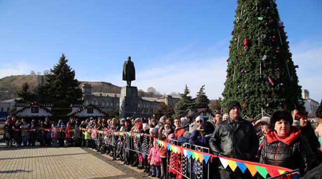 ​В Крыму уже устали бояться и кричат на улице «Слава Украине!»
