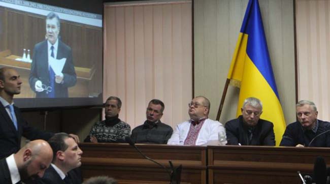 ​Біглий янукович продовжує ухилятися від українського правосуддя