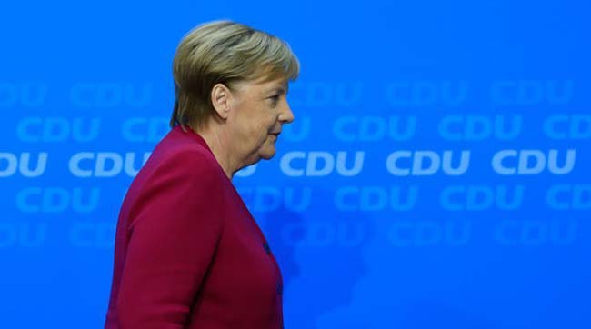 ​Наступник Меркель стане відомий завтра. Делегатам з'їзду ХДС належить обрати нового голову партії