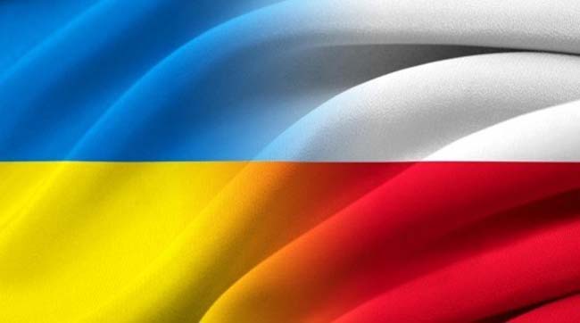 ​МОЗ України залишив Польщу в «червоній» зоні через збільшення захворювань на коронавірус