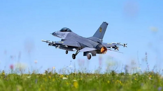 На борту українського винищувача F-16 сталася нештатна ситуація