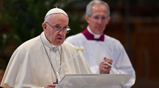​«Це Пасха самотності» - Папа Римський у Великодній проповіді