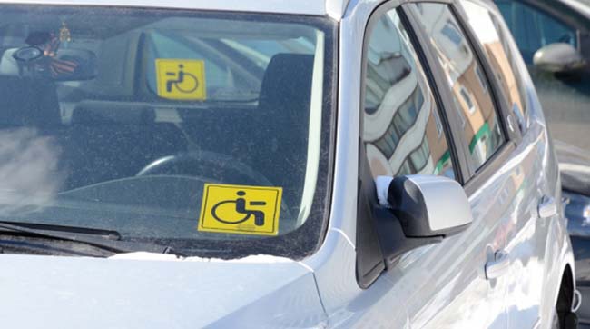 ​В ОАСК оскаржується зменшення Урядом компенсації на техобслуговування автомобілів для людей з інвалідністю