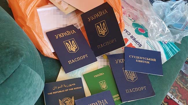 ​СБУ заблокувала два канали незаконної міграції іноземців в Україну