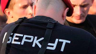 В Киеве под прикрытием сотрудника «Беркута» злоумышленники дерзко грабили женщин