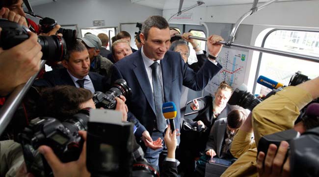 Кличко: Модернізовані вагони Київського метро, які запустили на лінії, дозволять підвищити рівень комфорту пасажирів і економити до 40% електроенергії