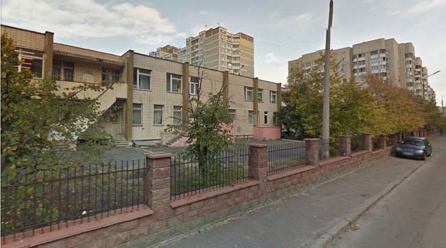 За позовом прокуратури у Києві звільнено незаконно займані приміщення середньої школи