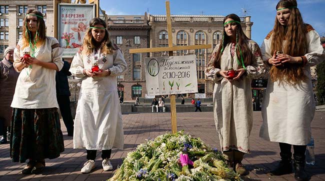 У Києві екологи створили кладовище підсніжників