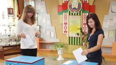 В Белоруссии парламентские выборы ЦИК республики признал состоявшимися