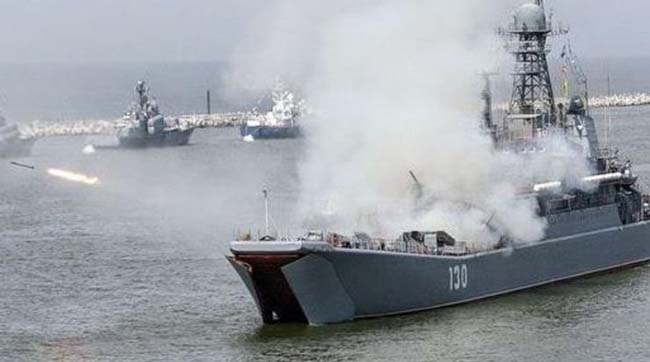 Десантний корабель Росії підійшов до столиці Британії