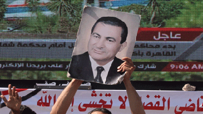 Каїр відновив судові слухання над Хосні Мубараком