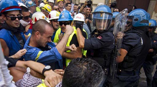Протесты рабочих в Риме переросли в столкновения с полицией