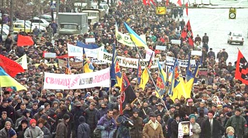 Україна може вибухнути масовими протестами на захист свободи мирних зібрань