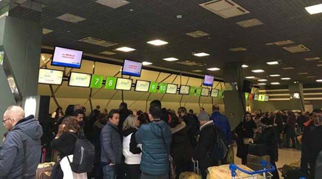 ​В аеропорту «Київ» затримали торгівців людьми, які переправляли українок до Греції