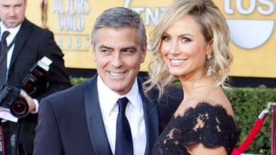 Джордж Клуни и Стейси Киблер отравились на дружеской вечеринке 