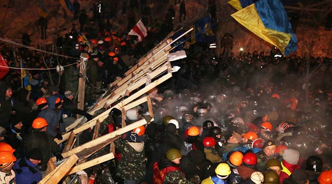 В Москве с помощью бомбы сорвали показ документального фильма о киевском Майдане