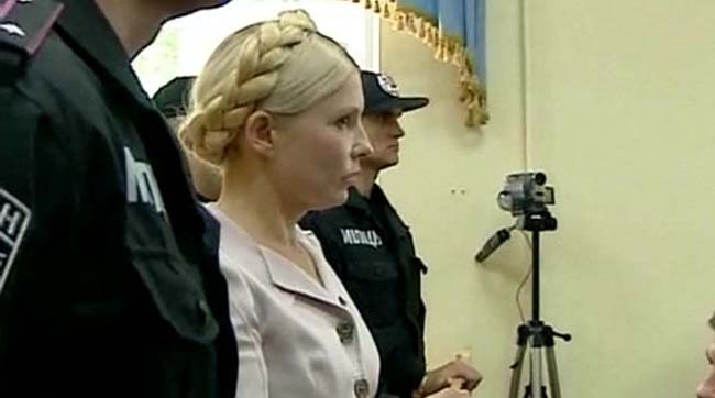 Провокации власти: Тимошенко ждала встречи с Коксом и Квасьневским, а пришел региональный Фельдман