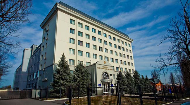 Прокуратура направила до суду обвинувальний акт стосовно інспектора київської митниці