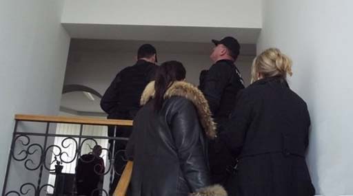 Вдома у голови Луганського «УДАРу» силовики влаштували обшук