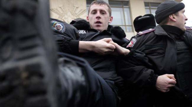 Медіа-профспілка закликає черкаську міліцію відмовитися від копіювання політики МВС