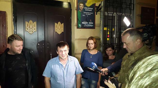 Лидера одесского Автомайдана выпустили из СИЗО под домашний арест