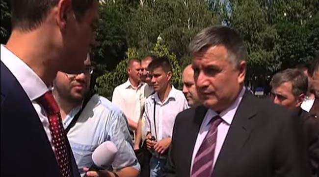 НМПУ засудила ставлення Авакова до журналістів у Миколаєві