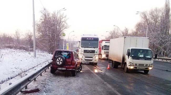 У Киеві у ДТП травмовано двоє маленьких дітей