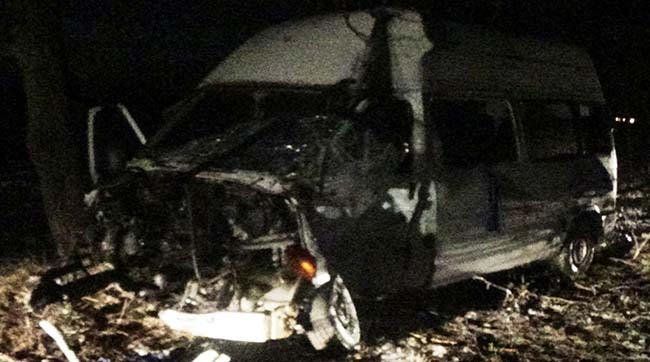 Трагічне ДТП на Київщині: водій загинув, пасажир – у лікарні