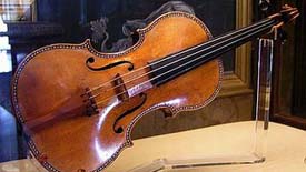 violonchel stradivary