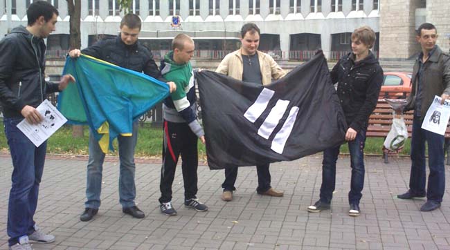 У Дніпропетровську пройшла акція солідарності з політв'язнями