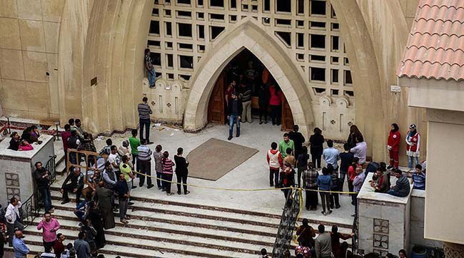 ​У Вербну неділю біля церков християн-коптів в Єгипті сталися теракти: 32 убитих, 84 поранених