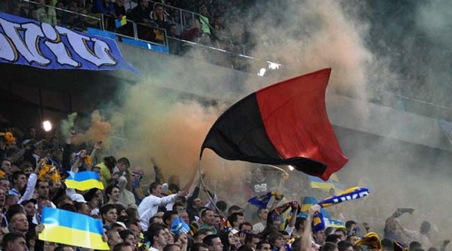 Націоналісти звертаються до влади з проханням захистити український футбол