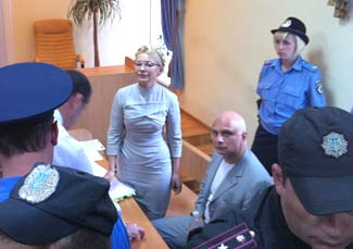 Чергове судове засідання по справі Тимошенко почалося з оцінки некомпетентності прокурорів