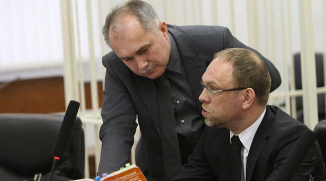 Захист Юлії Тимошенко вимагає не враховувати покази 5 осіб у справі Щербаня
