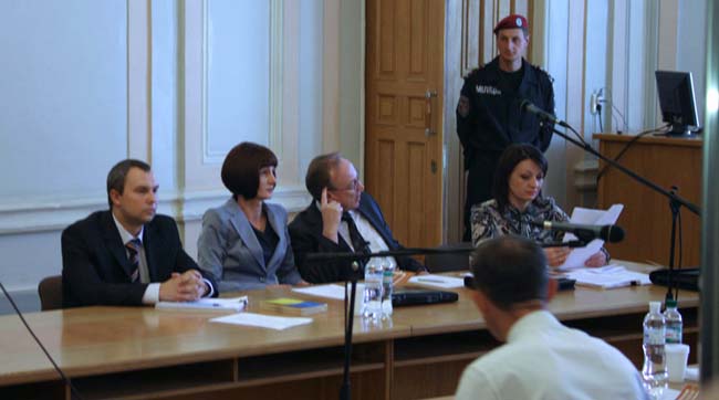 Далекоглядний суд переніс процес Тимошенко якраз на день з’їзду «Батьківщини» 
