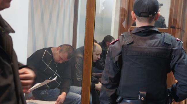 Николаев начал судить врадиевских насильников в погонах