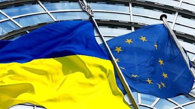 Еврокомиссия предложила отменить визы Украине