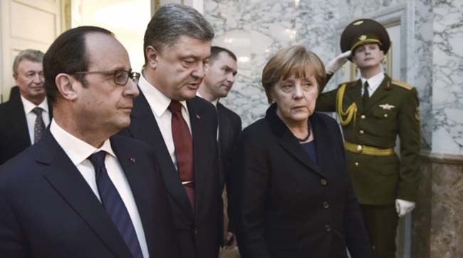 Меркель і Олланд пожертвували Україною заради інтересів власних країн