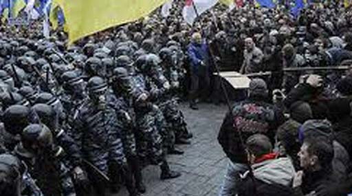 Оскал Януческу: суд арестовал уже девять участников мирного протеста